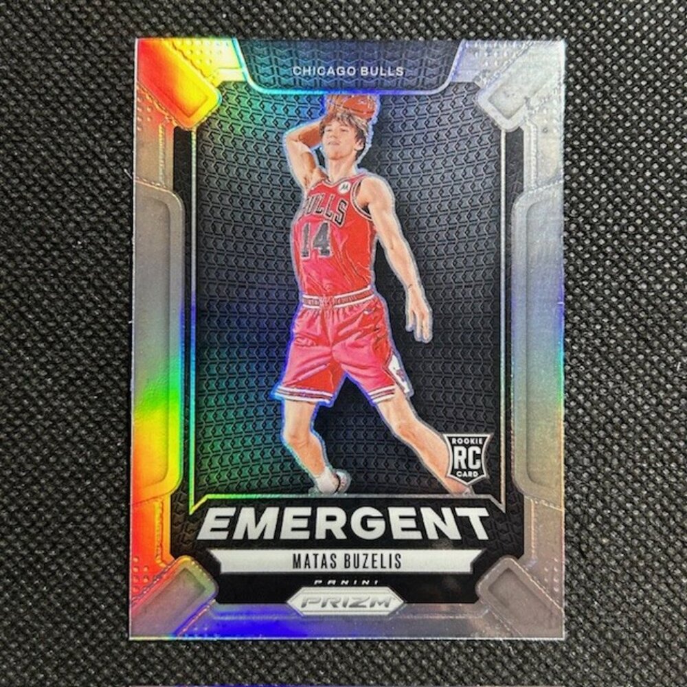 2024-25 Panini Prizm - Emergent Matas Buzelis #7 Silver Prizm (RC) Rookie Bulls